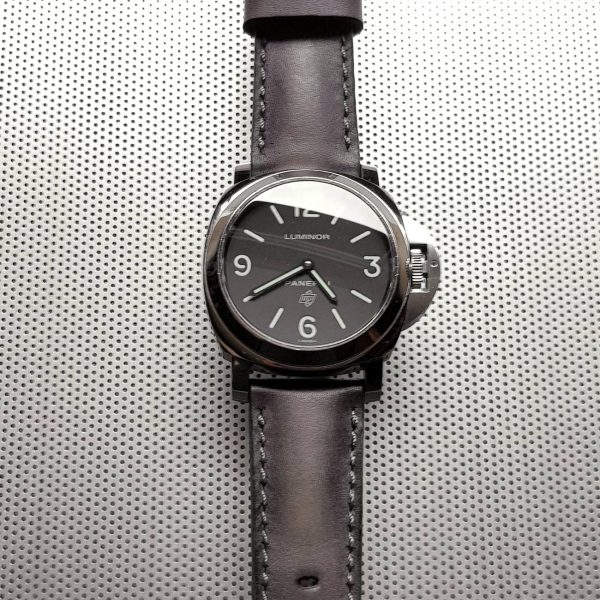 Deep Grey vintage leather from Gunny Straps shown on Panerai strap paneristi handmade leather watchband pam000 fiddy pam372 classic sporty model.