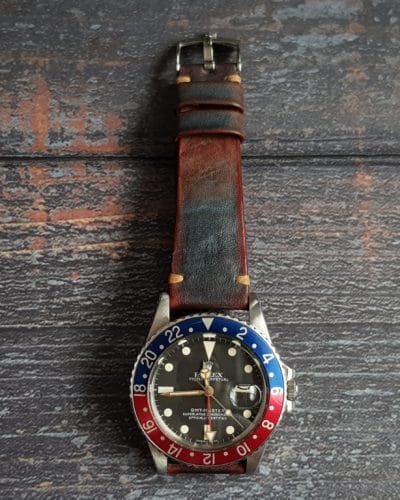 Gurney 2nd serie - Gurney 2 blue red minimalist strap shown on rolex pepsi gmt master vintage style by gunny straps official handmade leather strap