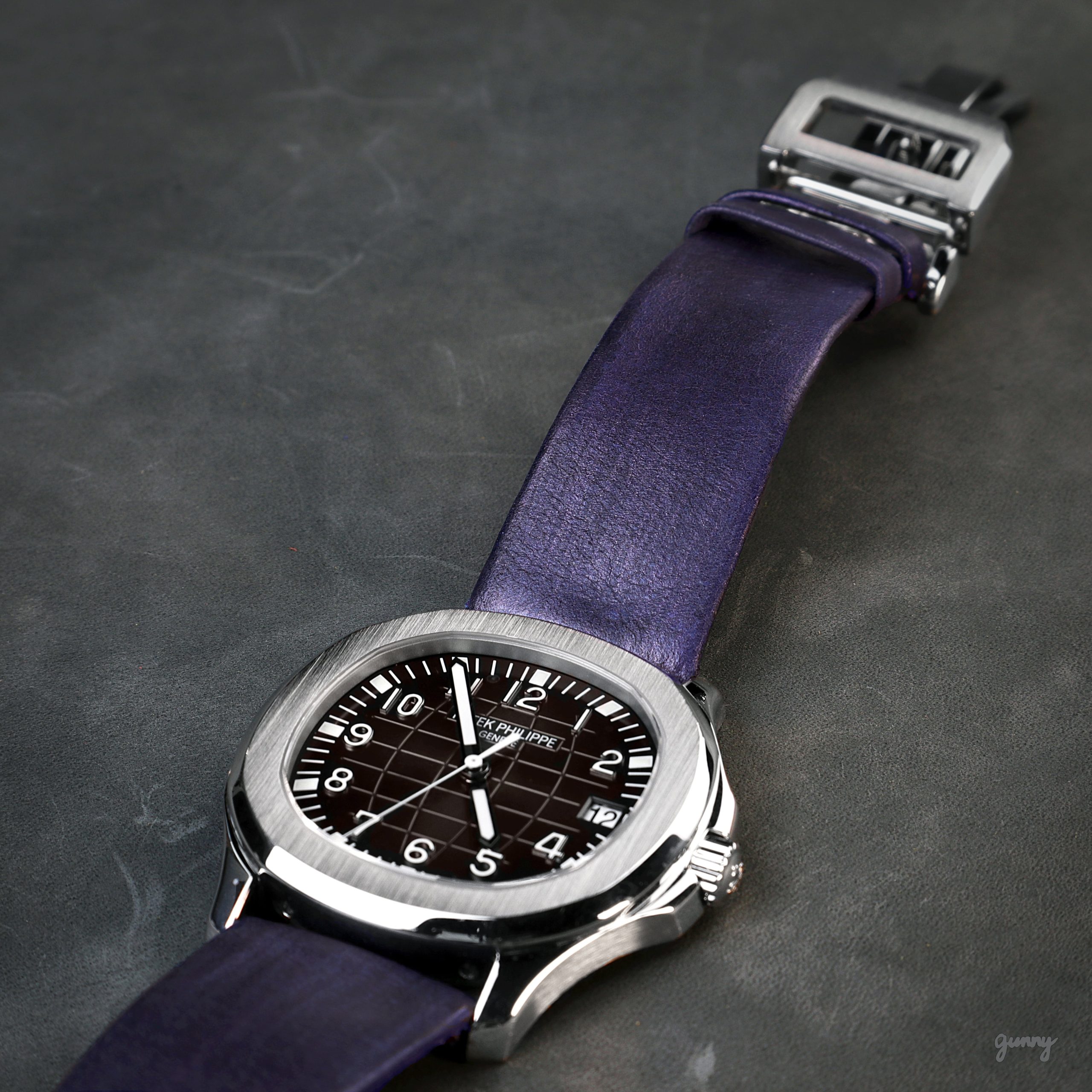 Satin purple patek 01-min