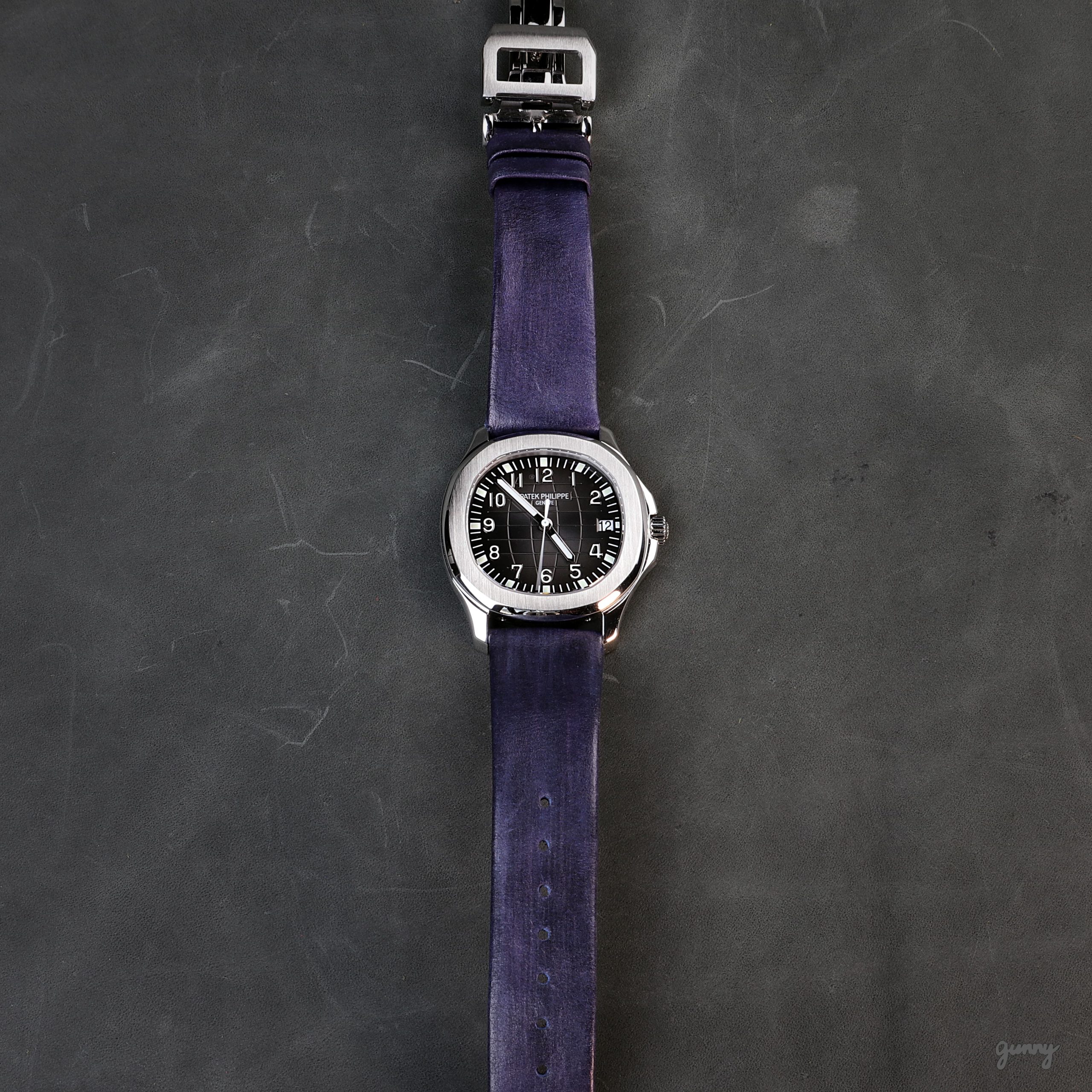 Satin purple patek 04-min