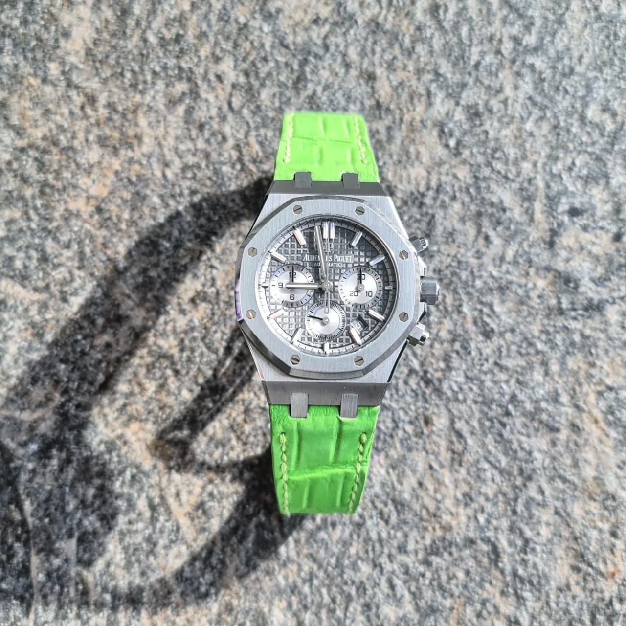 Royal oak nato strap hotsell