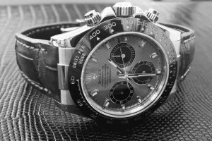 Anthracite Croco Strap on Rolex Daytona Oysterflex by Gunny Straps